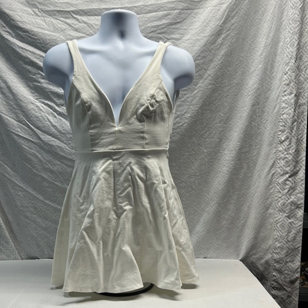 Lulu’s white strap dress size XS